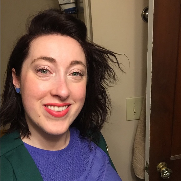 Meet your posher, Mandy! - Picture 3 of 8